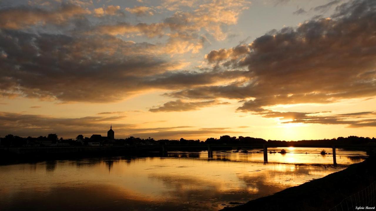 La Vue Loire Maison Saint-Denis-de l'Hotel Екстер'єр фото